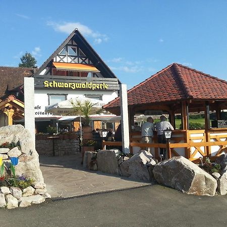 Hotel-Berggasthof Schwarzwaldperle ซัสบาควัลเดิน ภายนอก รูปภาพ