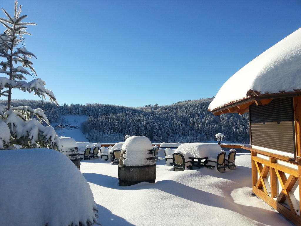 Hotel-Berggasthof Schwarzwaldperle ซัสบาควัลเดิน ภายนอก รูปภาพ