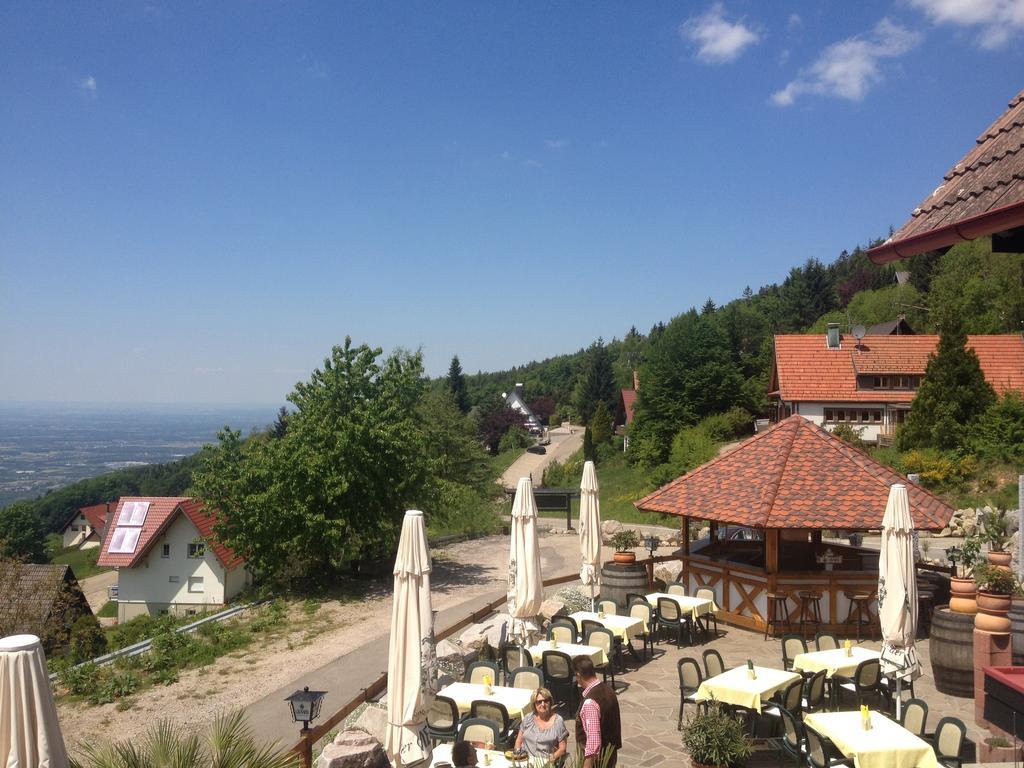 Hotel-Berggasthof Schwarzwaldperle ซัสบาควัลเดิน ภายนอก รูปภาพ