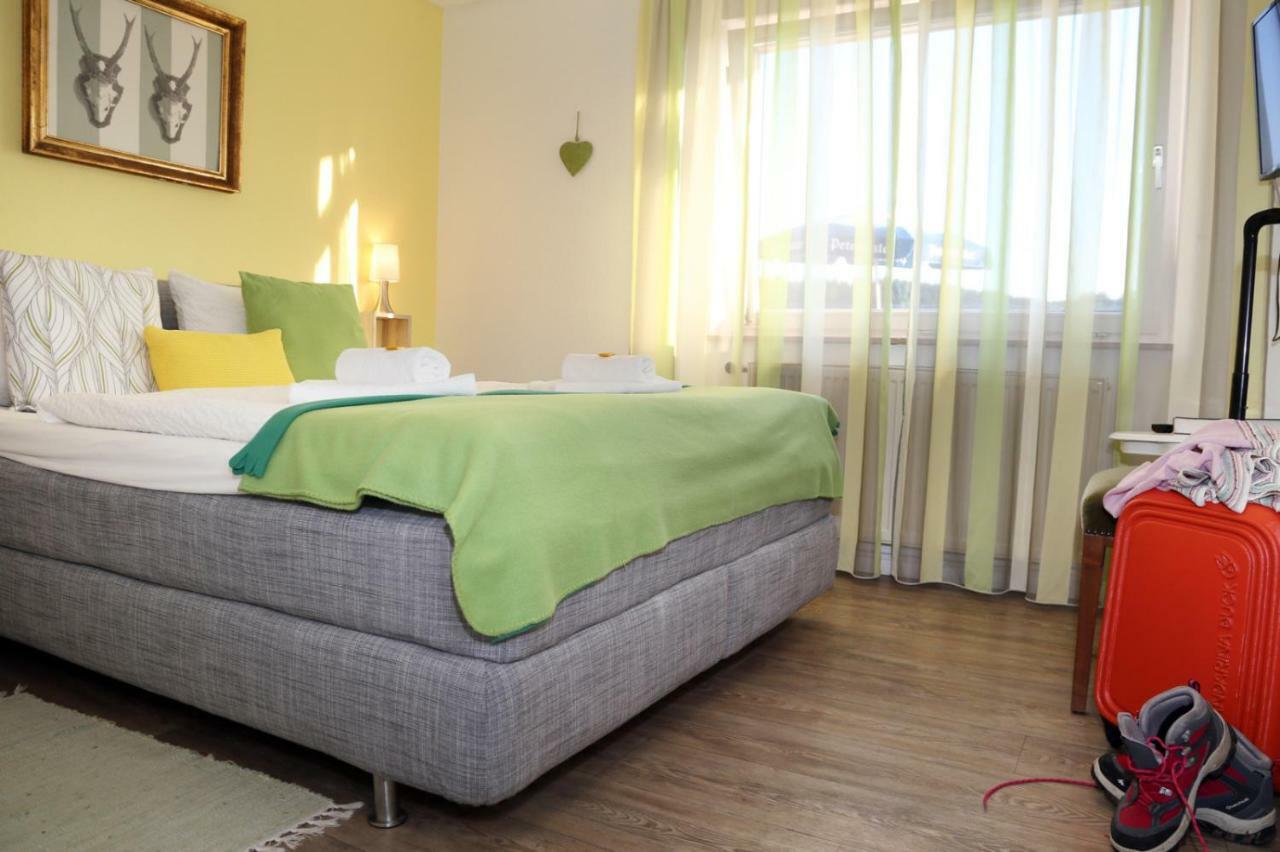 Hotel-Berggasthof Schwarzwaldperle ซัสบาควัลเดิน ภายนอก รูปภาพ